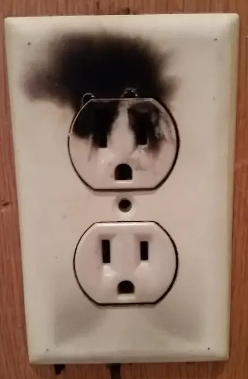 Handyman-Outlet-Before Old outlet replaced Handyman In OKC